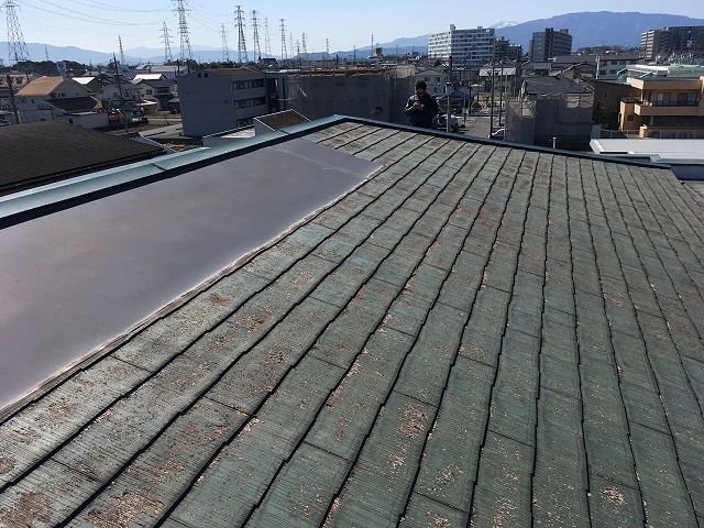 屋根カバー工法を予定している屋根